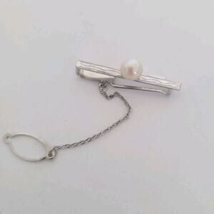 Silver Tone Tie Bar Clip Stick Clasp With Chain Faux Pearl Unbranded Small Short